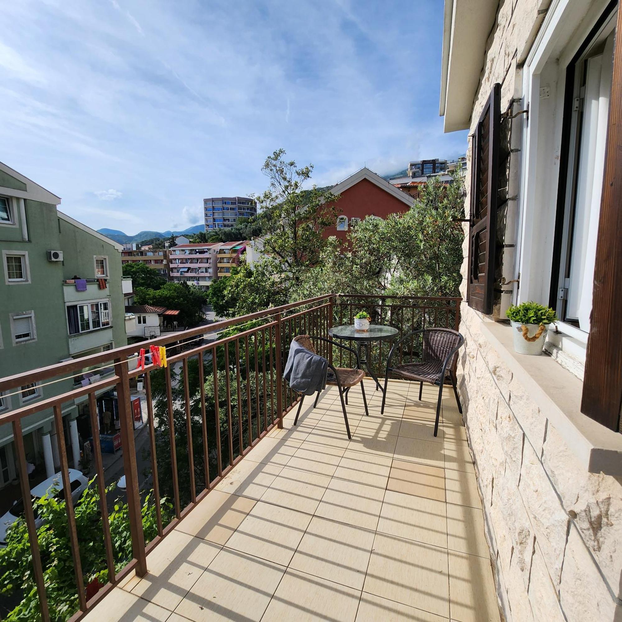 Bela Kuca Studio Apartments-Na Korak Do Mora-A Step To The Sea 라파일로비치 외부 사진